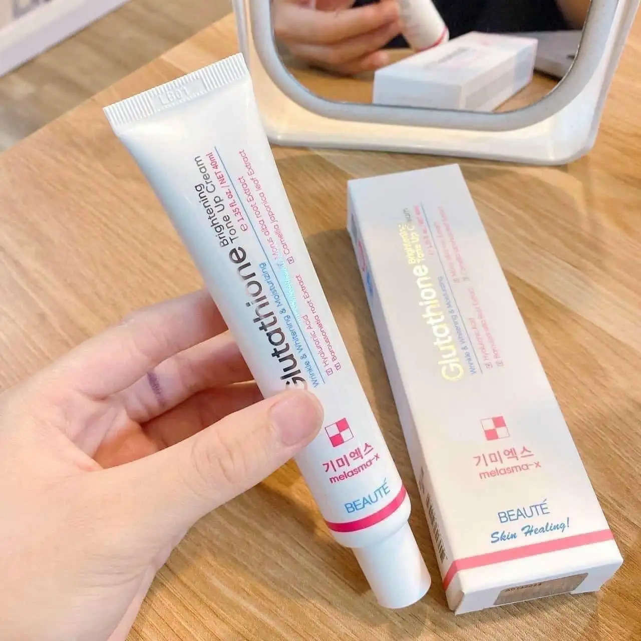 Glutathione Brightening Tone Up Cream